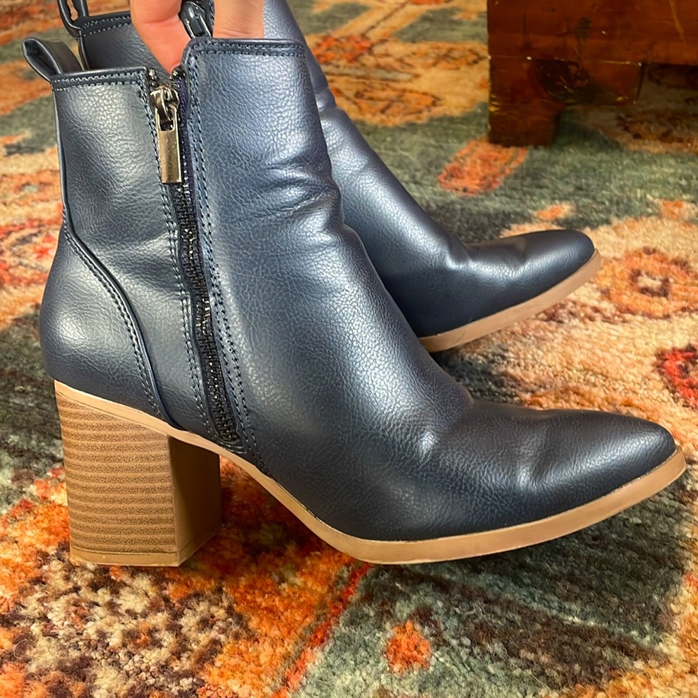 Navy blue heeled booties